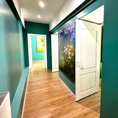 Terbatas Art House Apartmán *